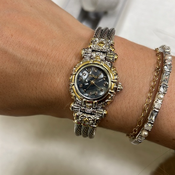 Vintage John Medeiros Bracelet Watch - Picture 3 of 3